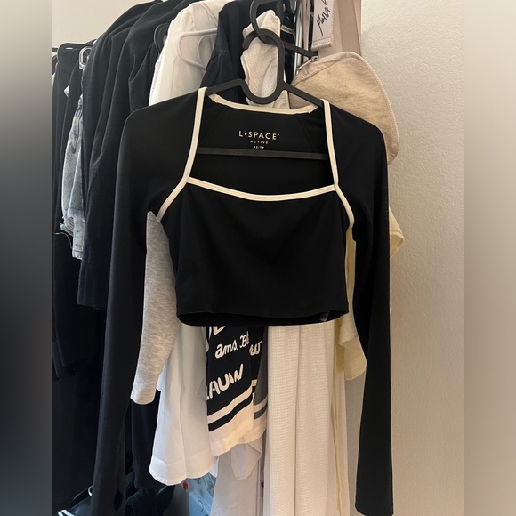 L space active top - Picture 6 of 6